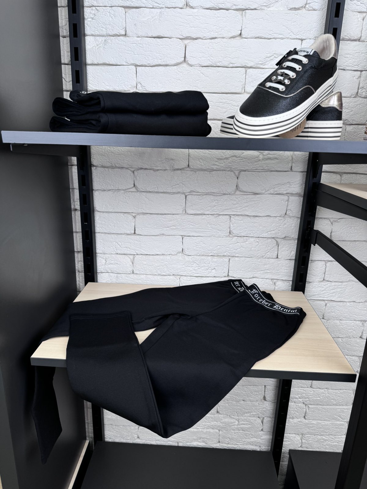 Брюки для дівчинки чорні 185716-1ч