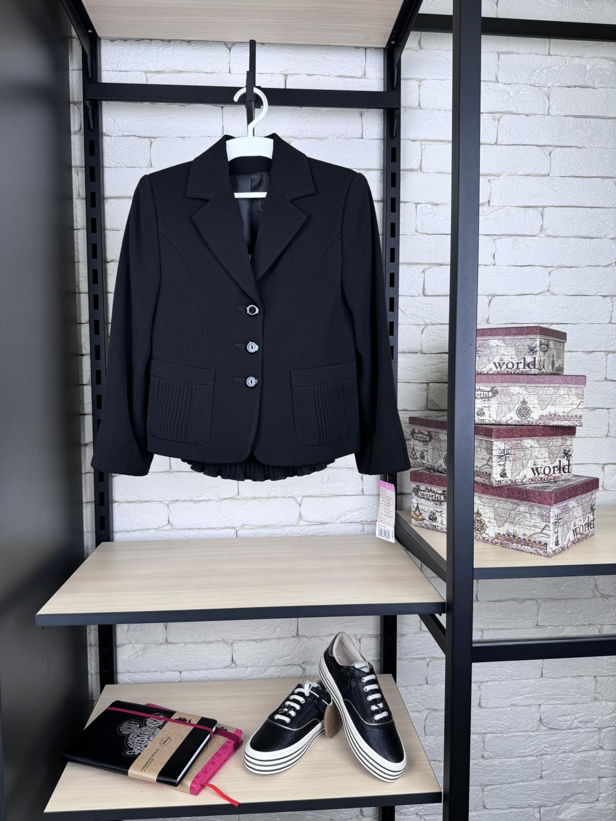 Костюм для дівчинки чорний 349-15ч