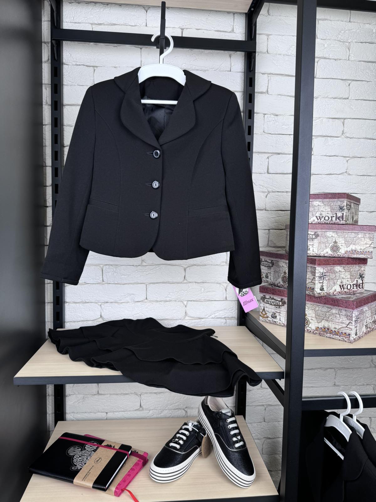 Костюм для дівчинки чорний 352-13ч