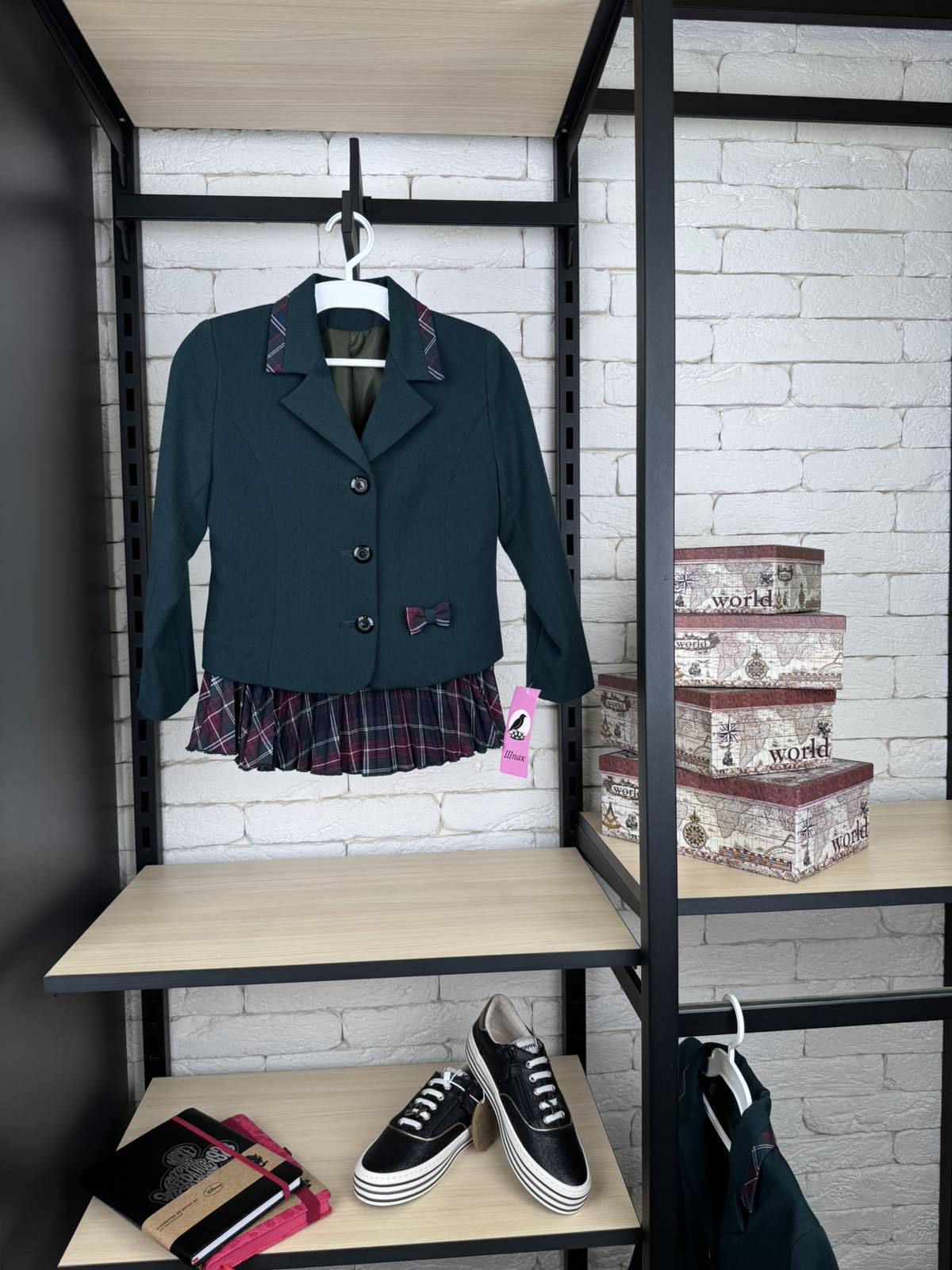 Костюм для дівчинки (жакет, спідниця) зелений 632-1131