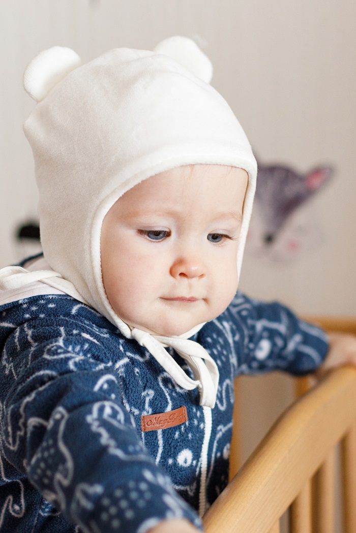 Шапочки, хустинки. Велюрова шапка Tessera, Молочна Mag Baby 100987