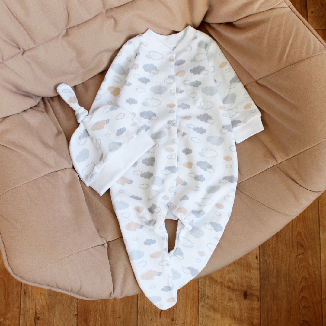 Комплекти. Комплект для хлопчика (чоловічок, шапка) 13517