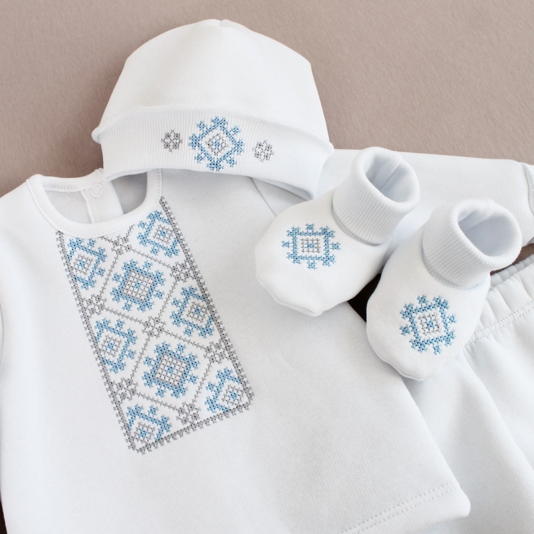 Комплекти. Комплект вишиванка для хлопчика утеплений (кофта, штанці, шапка, пінетки) 13784