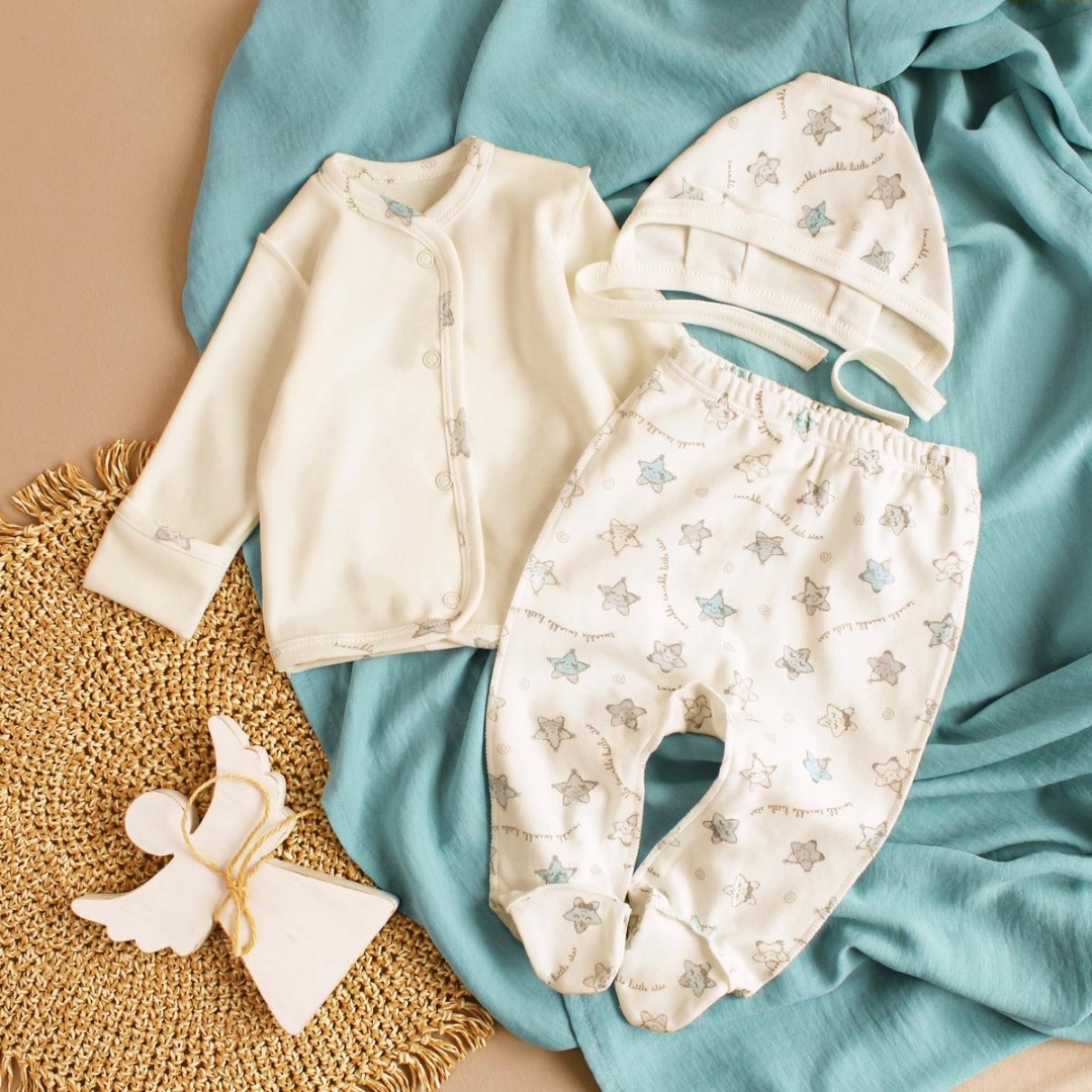 Комплекти. Комплект для хлопчика (кофта, штанці, шапка) 13866-1