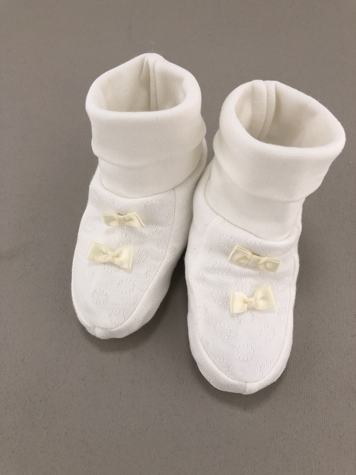 Пінетки для малюка молочний 119681-1639