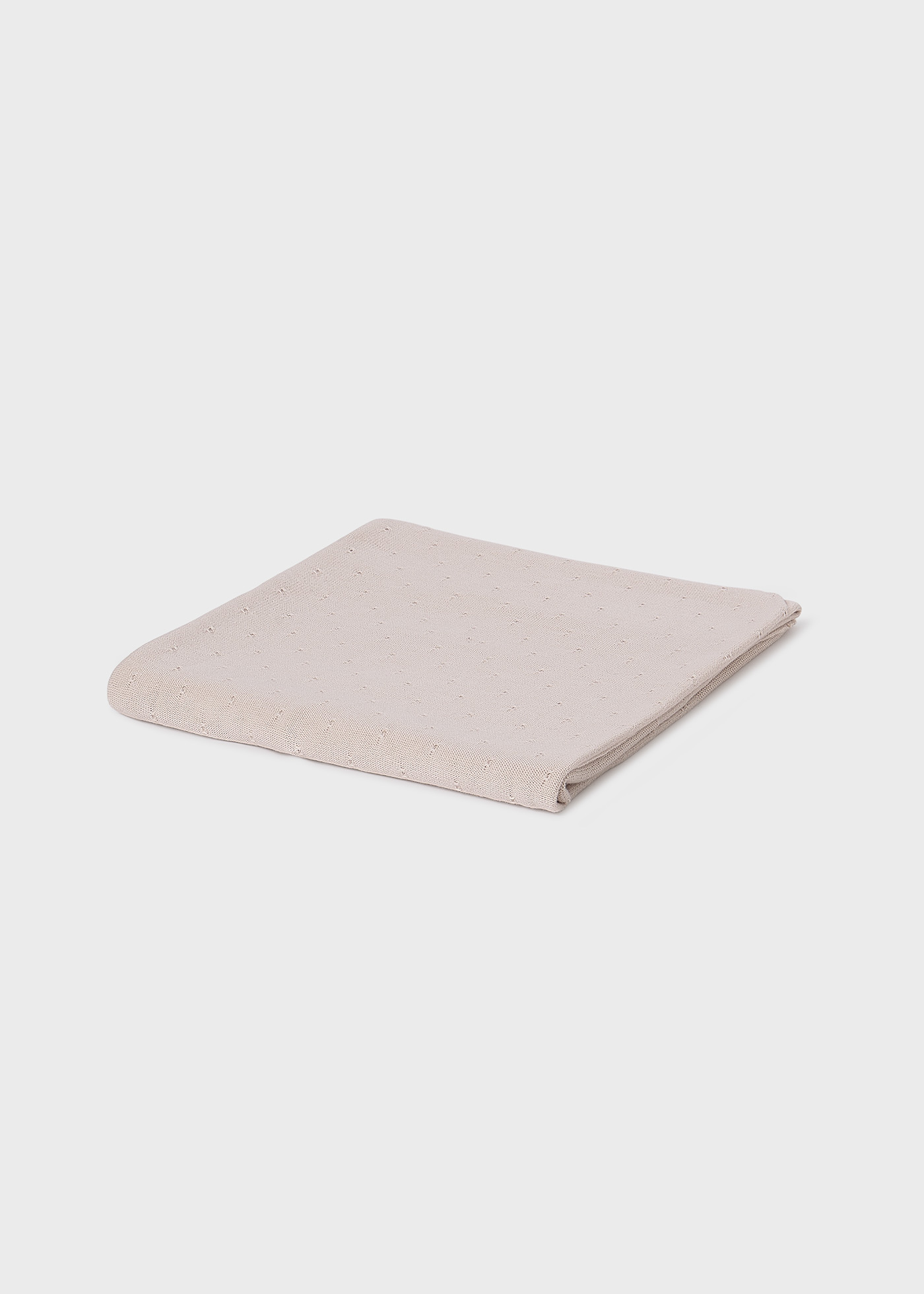 Шапочки і хустинки. Хустинка Mayoral 25-09854-039