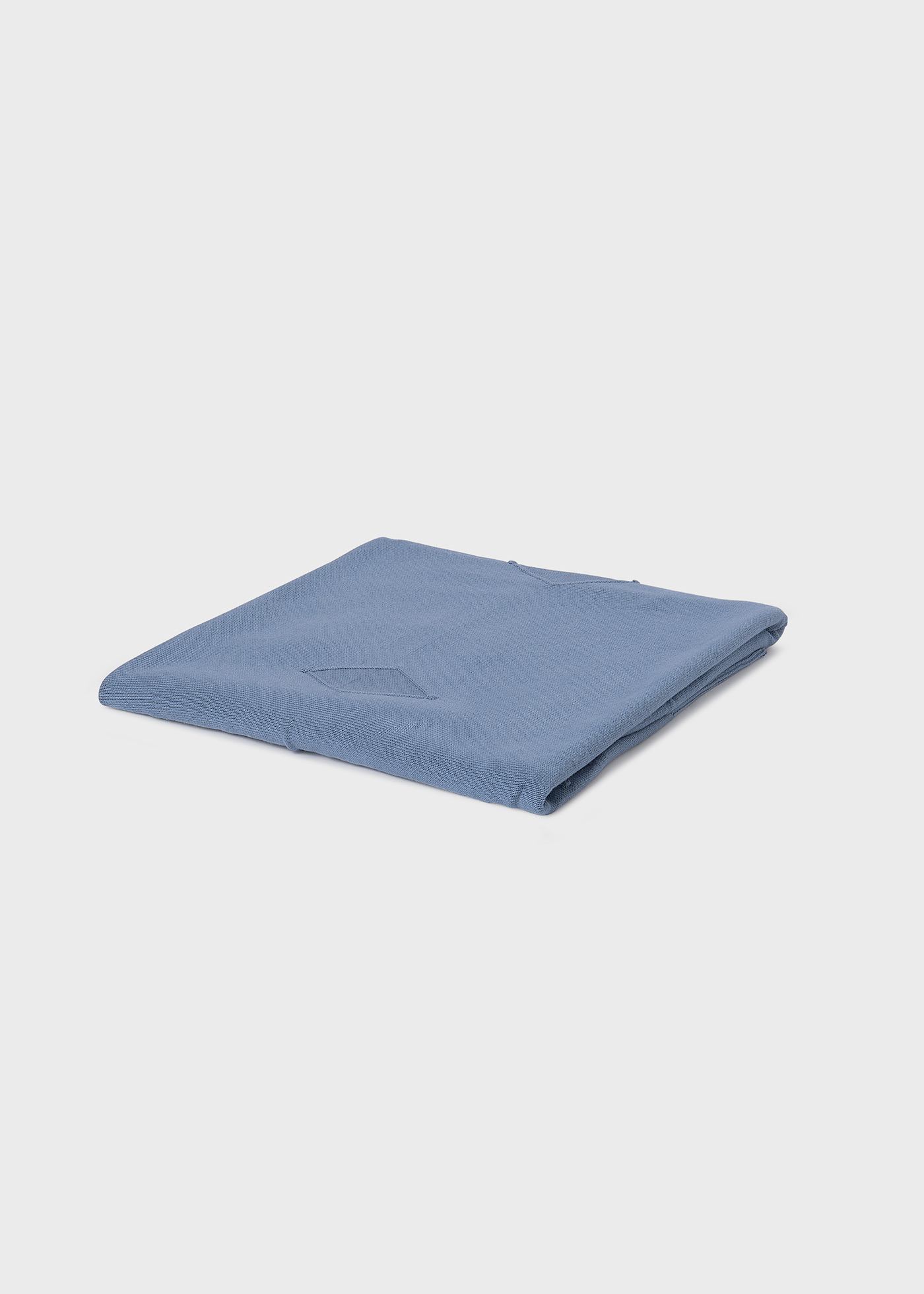 Шапочки і хустинки. Хустинка Mayoral 25-09854-041