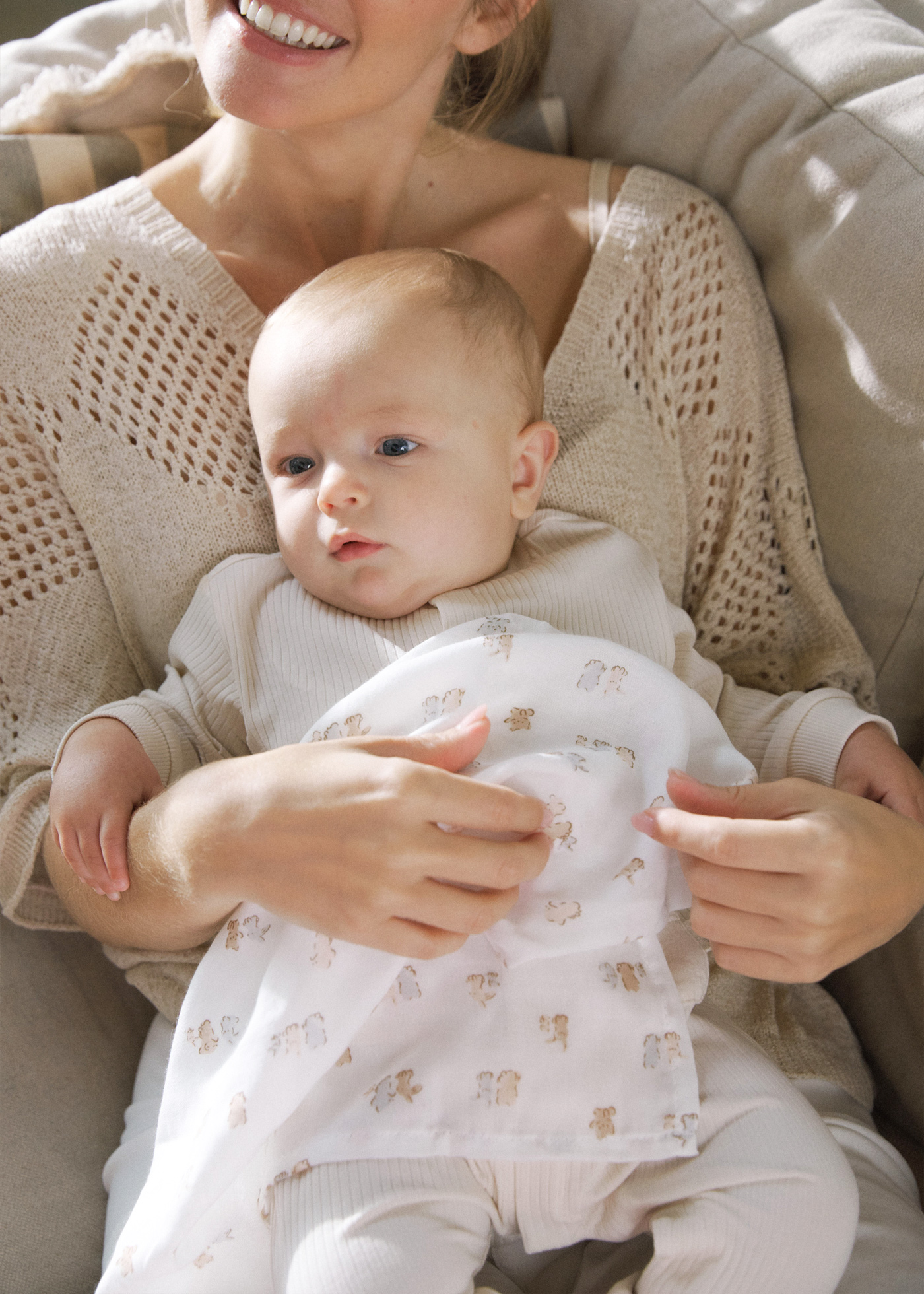 Шапочки і хустинки. Набір:хустинки Mayoral 25-09872-053