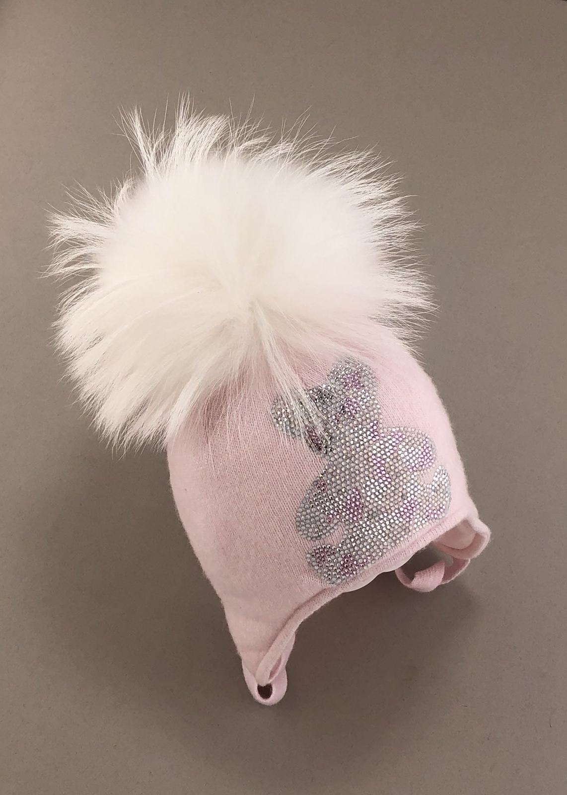 Головні убори і шарфи. Шапка для дівчинки з помпоном 110125-1303