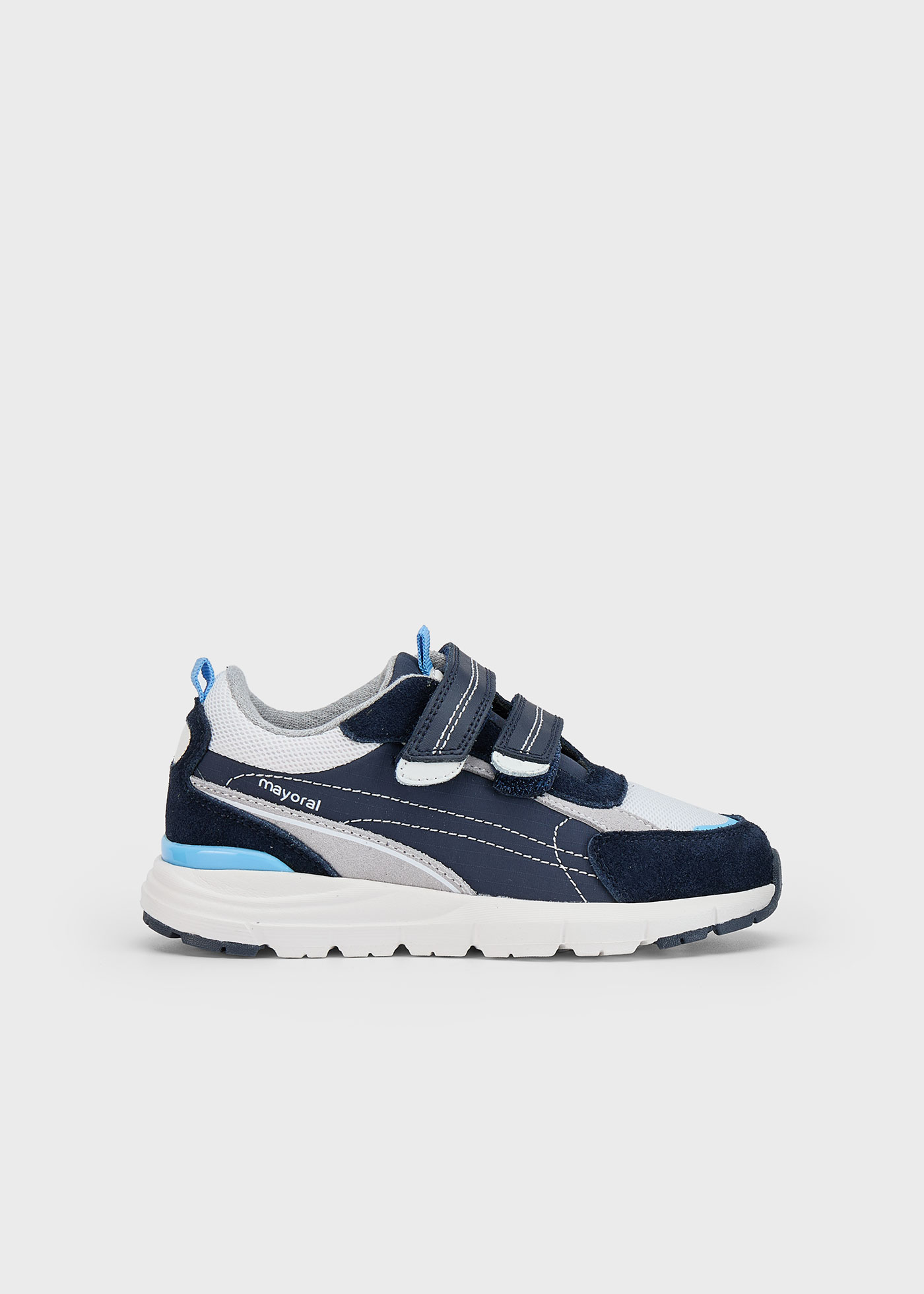 Кросівки. Взуття спортивне Mayoral 25-45690-023