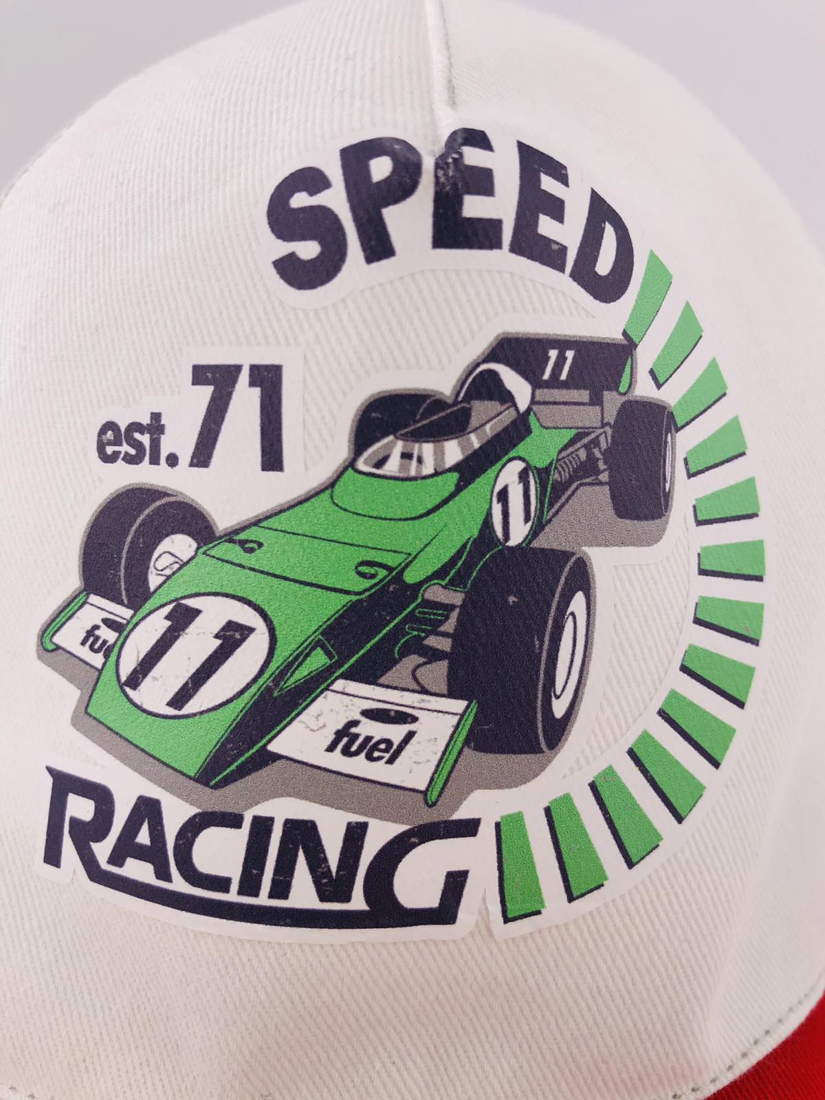 Головні убори і шарфи. Кепка для хлопчика червоний 3003-1210