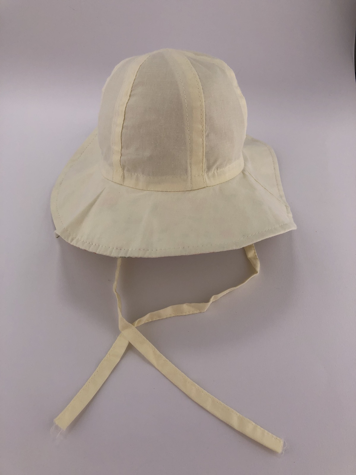 Головні убори і шарфи. Панама для дівчинки з завязками 3003-1621