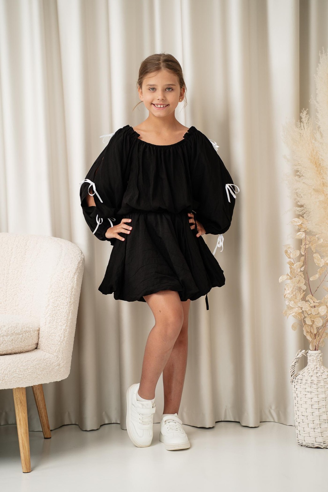 Блуза для дівчинки чорна 180625-1126