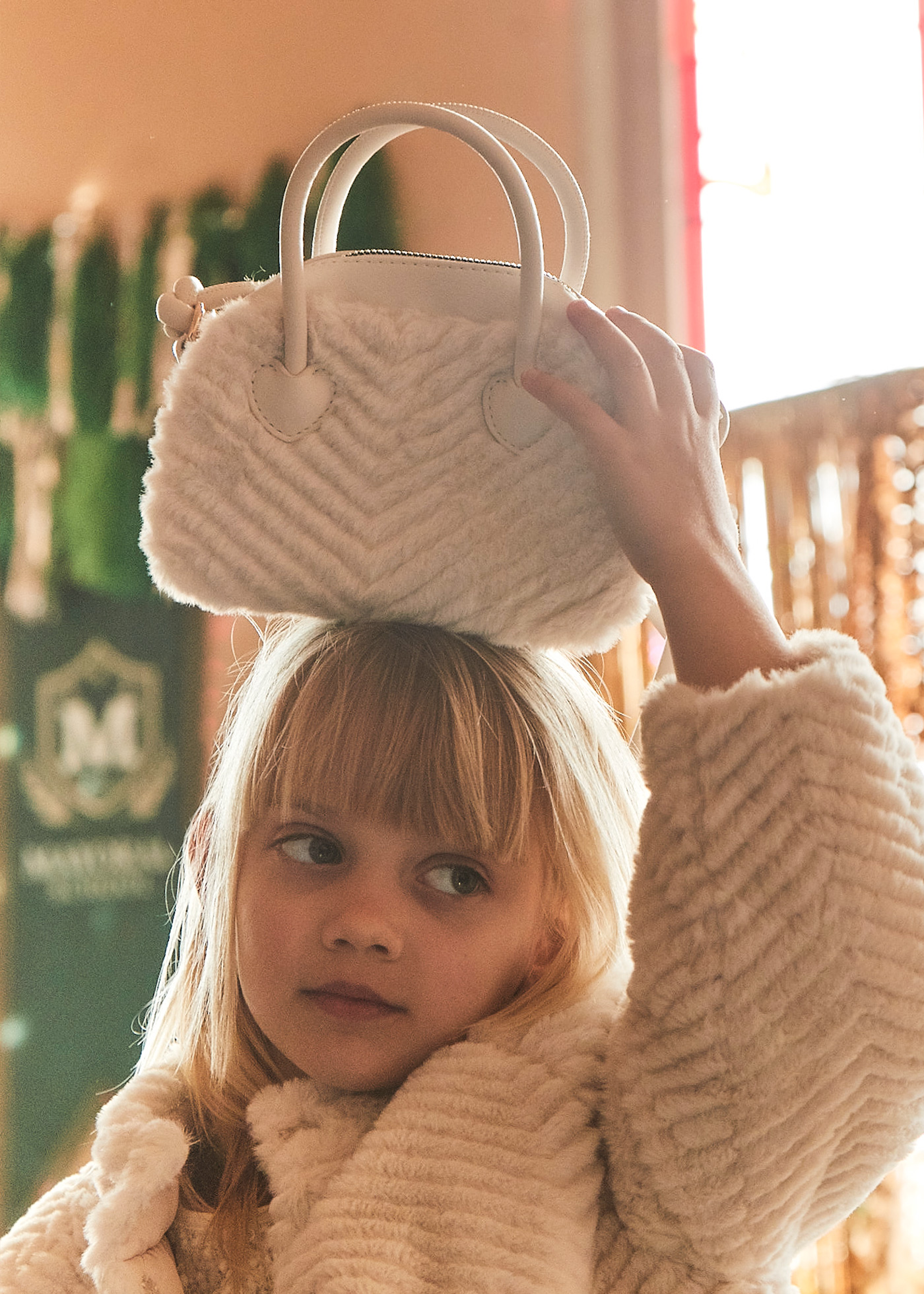 Сумки та гаманці. Сумка Mayoral 15-10084-054