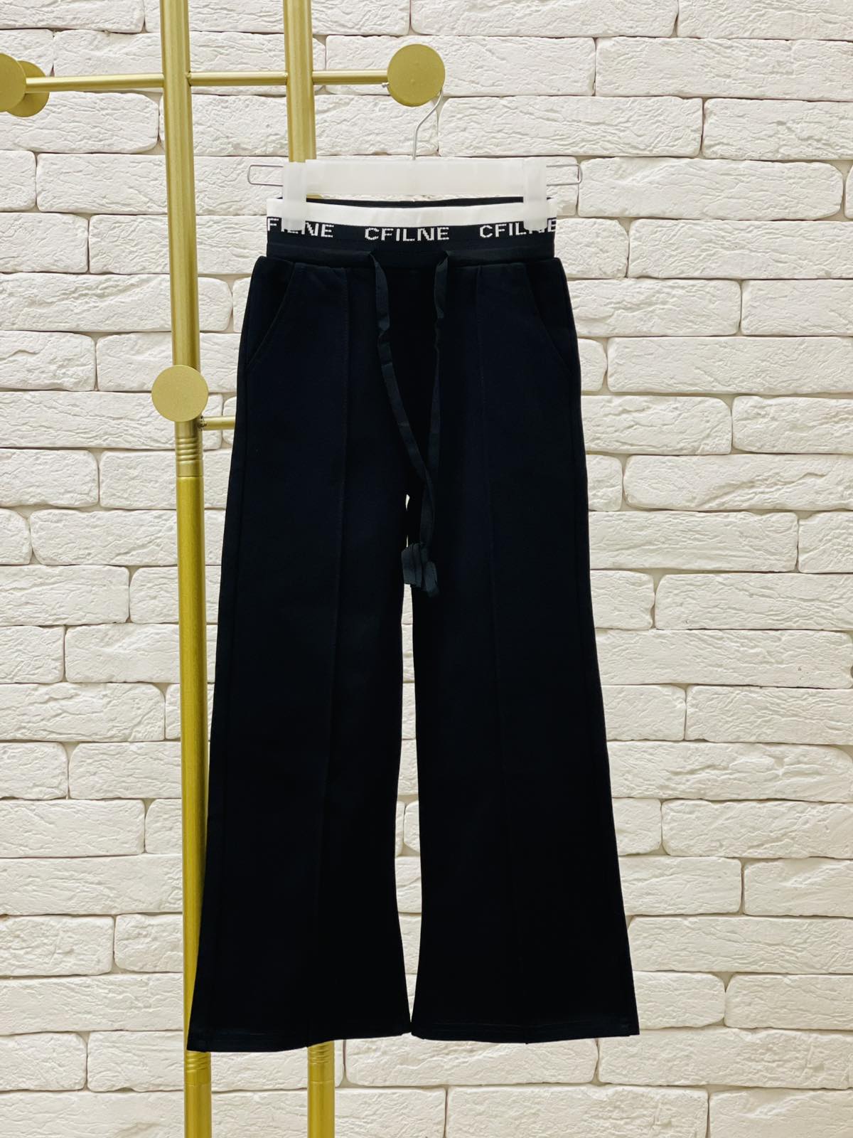 Брюки для дівчинки чорний 206