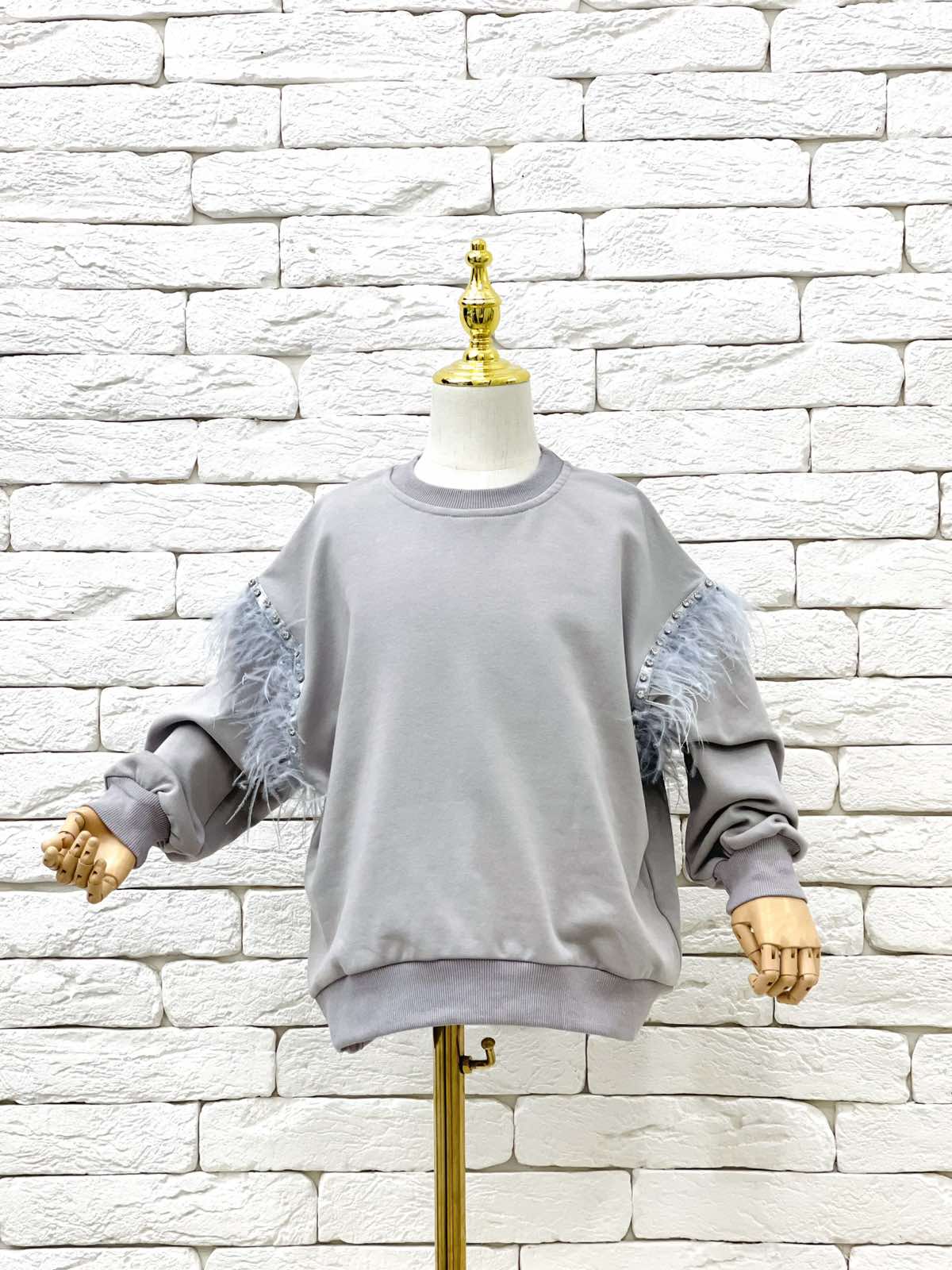 Пуловер для дівчинки сірий 33750