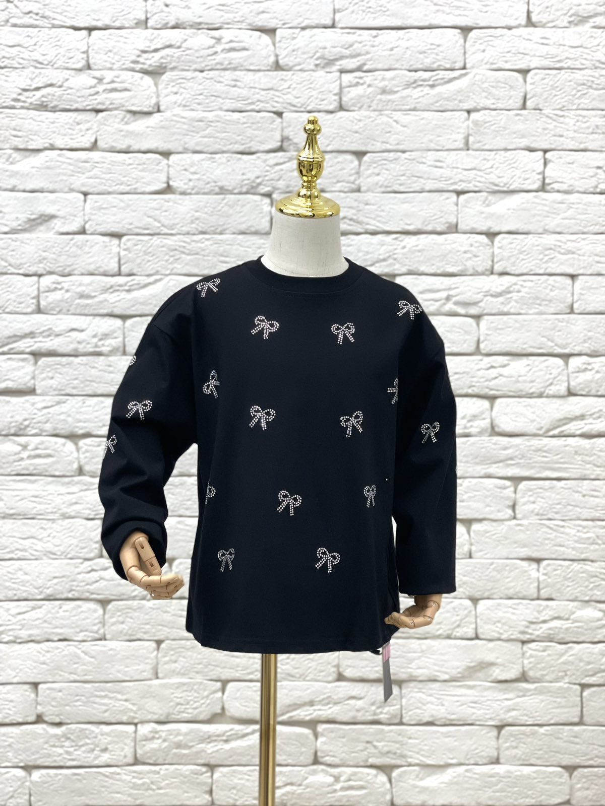 Пуловер для дівчинки з бантиками чорний 5879-2