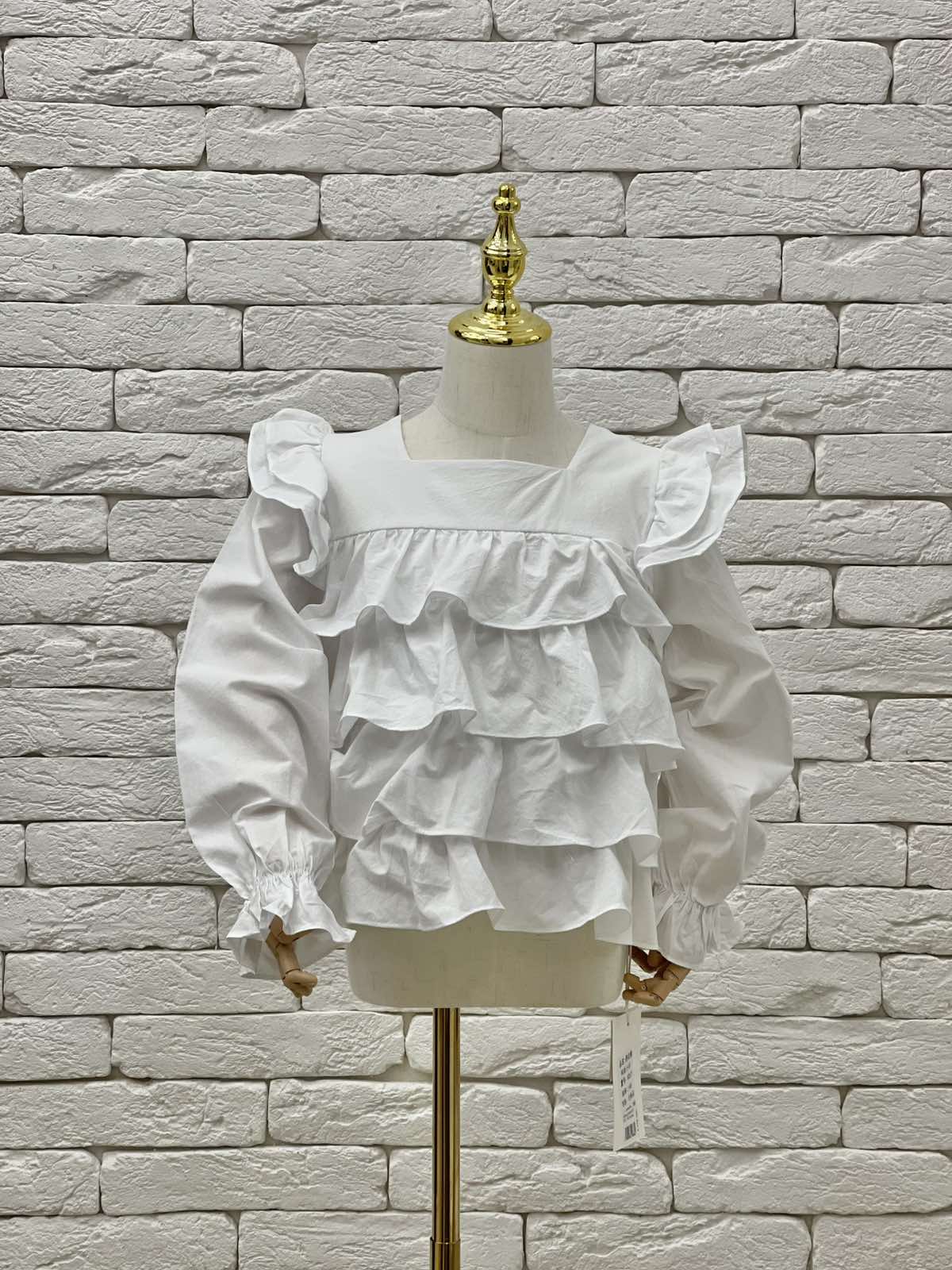 Блузи і сорочки. Блуза для дівчинки д.р білий 6317