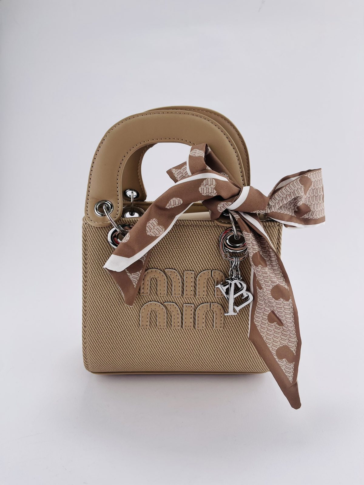 Сумка для дівчинки бежевий 1258-1008