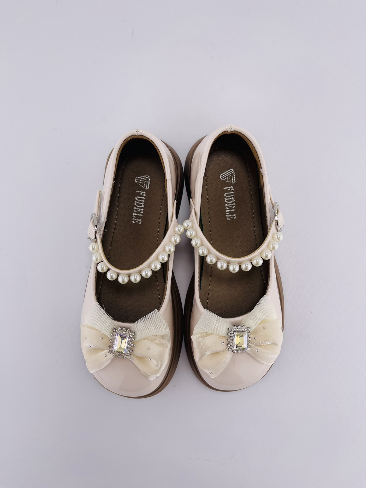 Туфлі для дівчинки молочний 2327-5-2