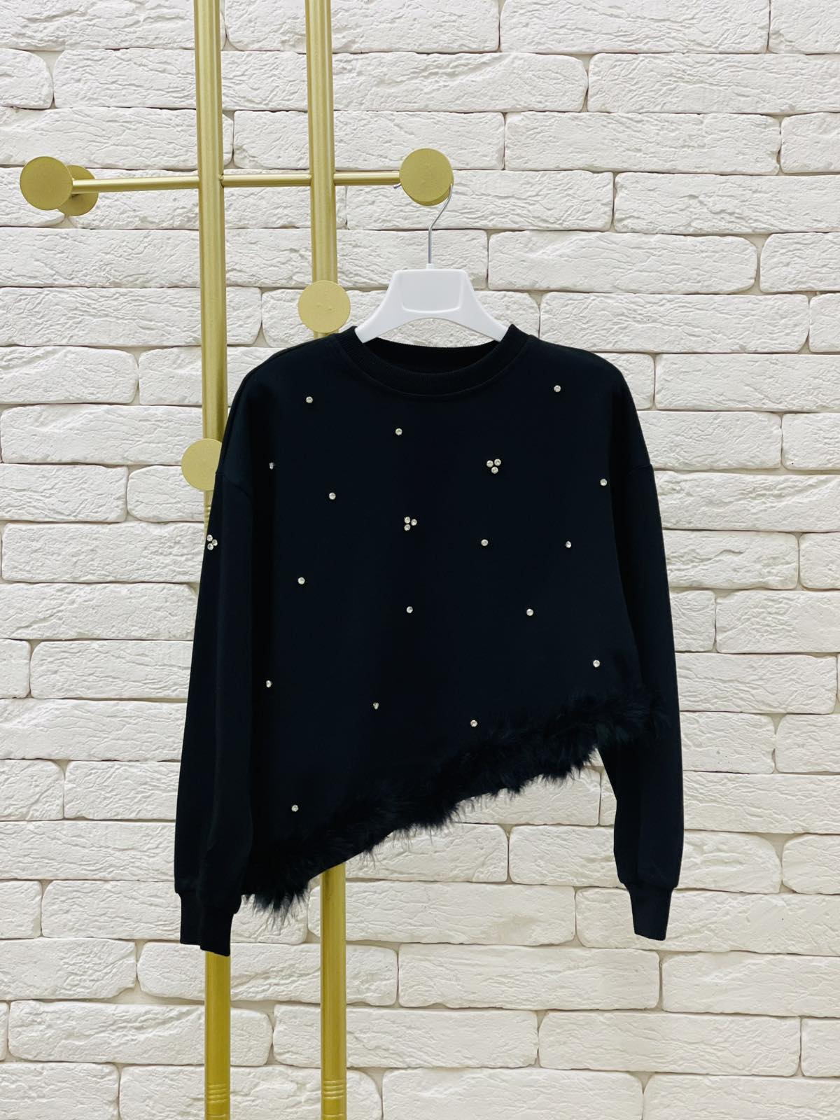 Пуловер для дівчинки чорний 8550-2