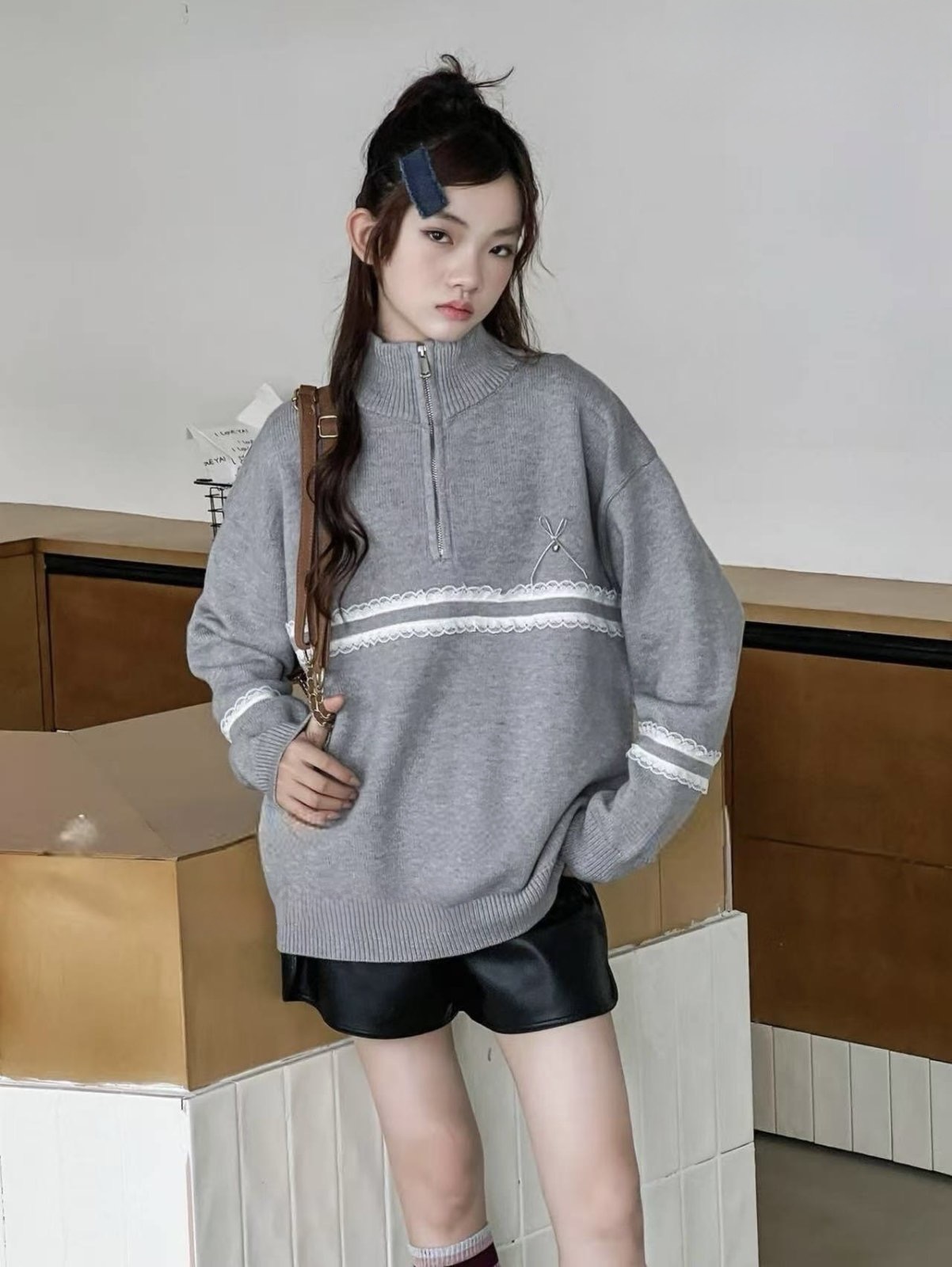 Кофта для дівчинки з мереживом сірий 1010-1719