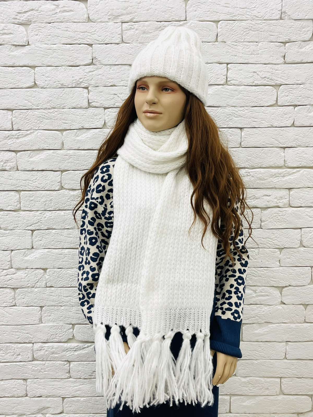 Комплект для дівчинки шапка+шарф молочний 25W49