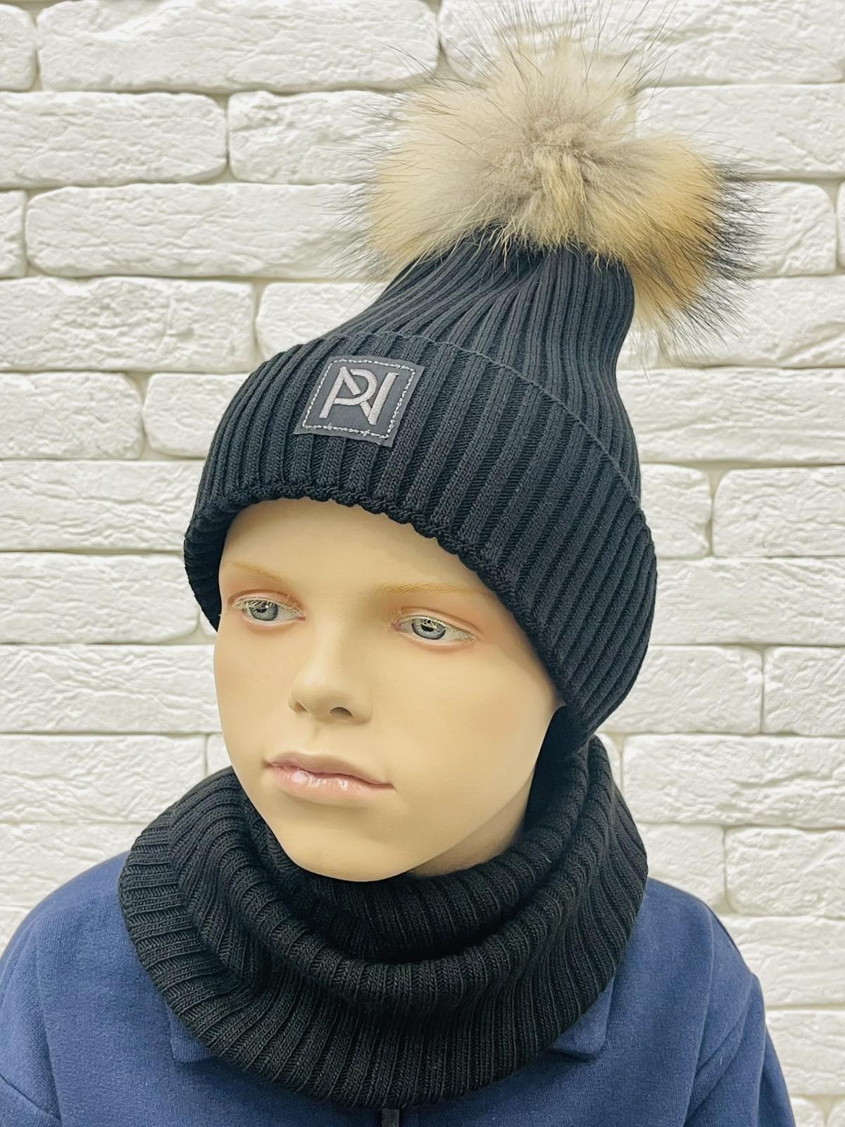 Комплект: шапка+хомут чорний для хлопчика 25WP156K-3