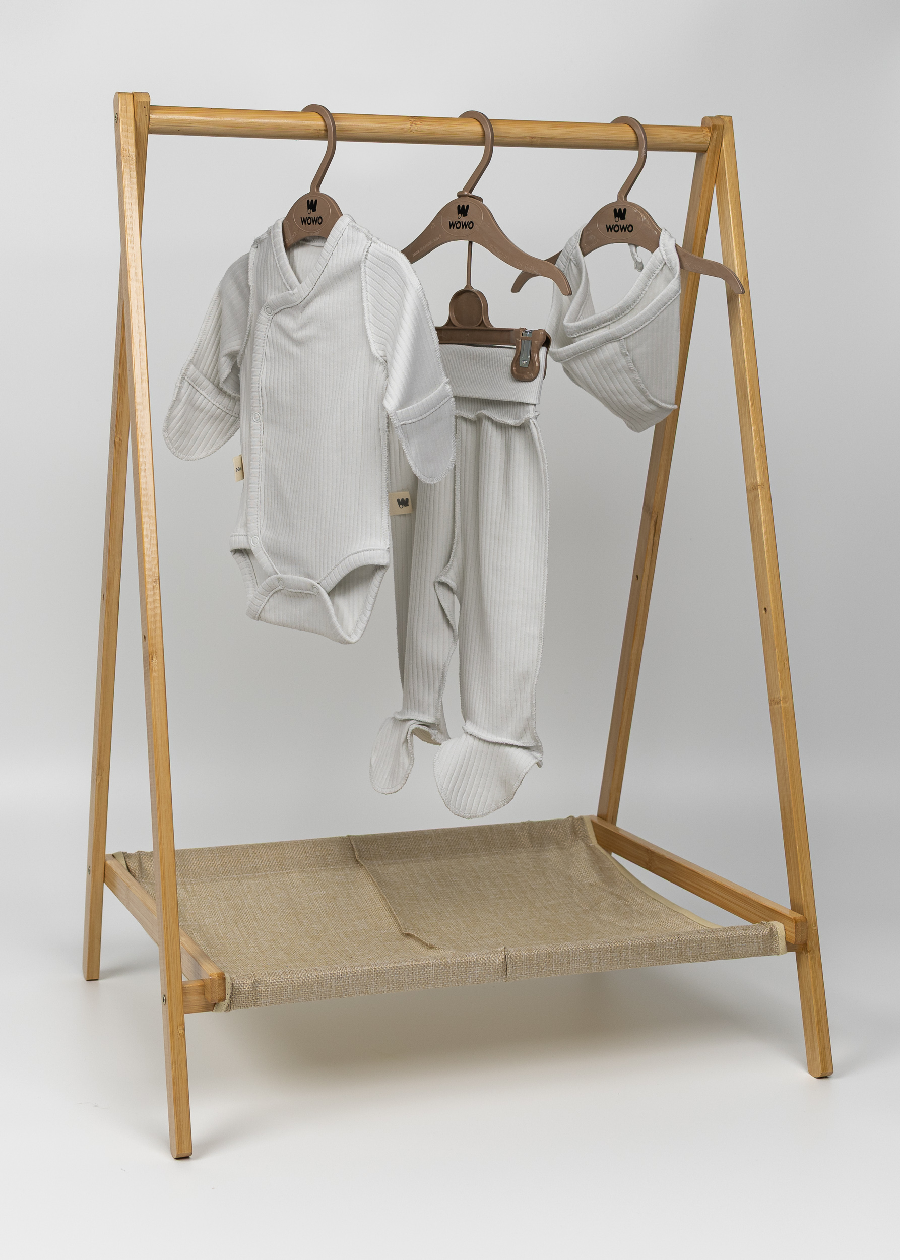 Комплект: боді,чепчик,повзунки для немовля сірий WW867-2