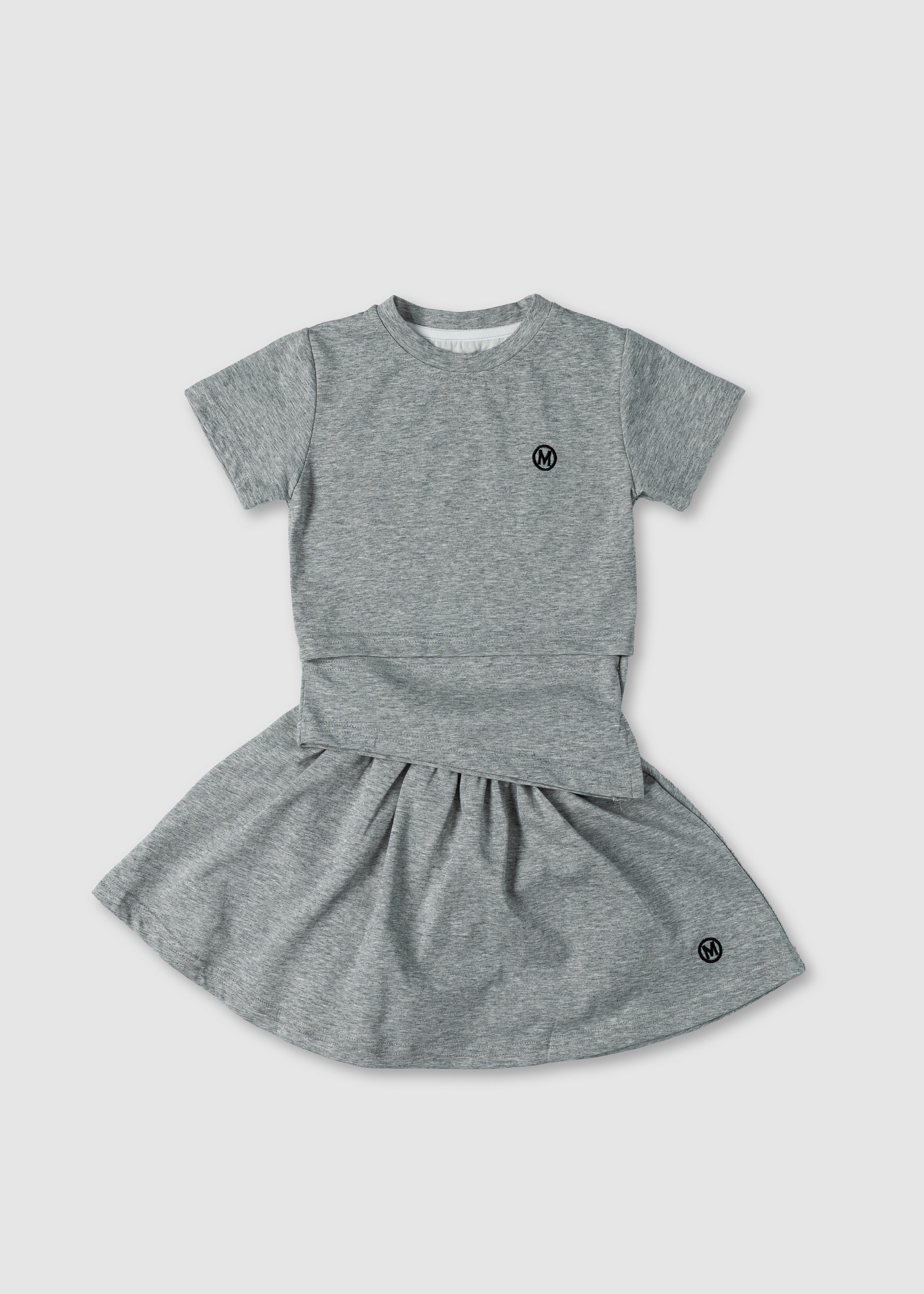 Комплект для дівчинки футболка+спідниця сірий X7022